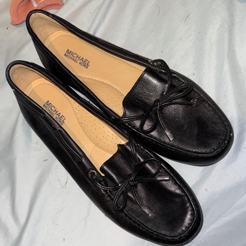 Michael Kors Elegant Black Leather Loafers